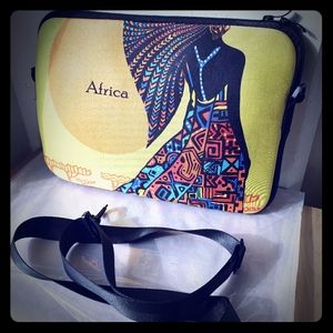 Laptop bag for 14" bag.